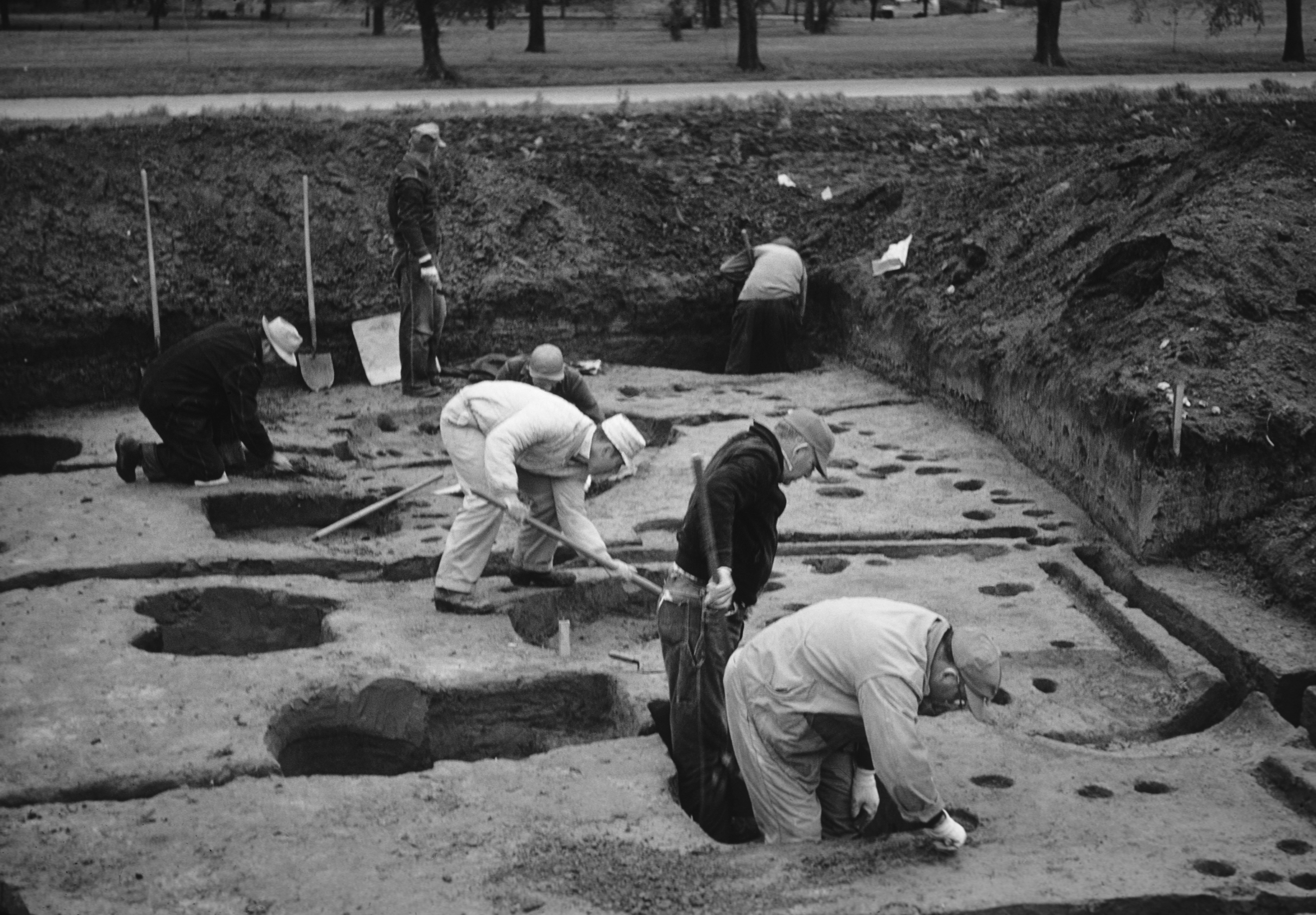 Archaeological Excavations at Cahokia Mounds Tract 15B, April 1960